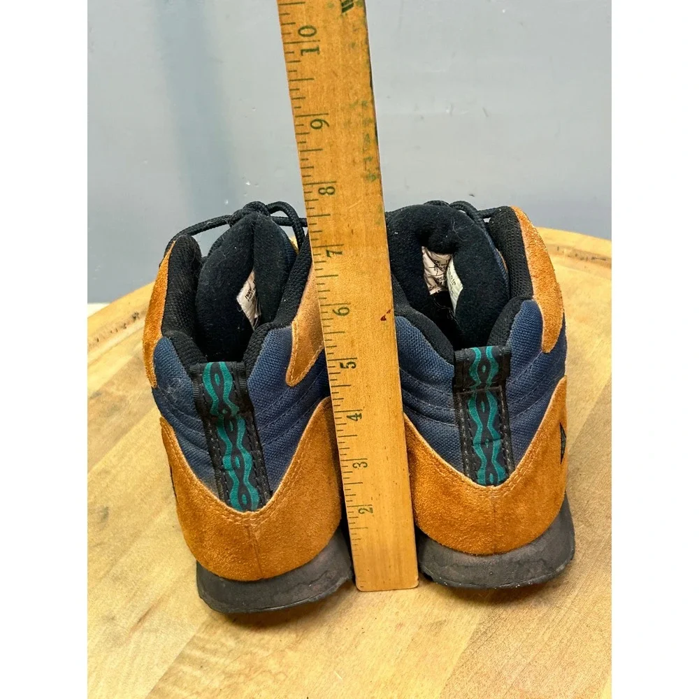 Nike Hiking Boots Womens 7 Brown‎ ACG Vintage 685041-234 Suede Gorpcore Trail